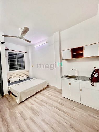 Hình ảnh Studio ban công - đầy đủ nội thất - gần chợ Vườn Chuối Quận 3