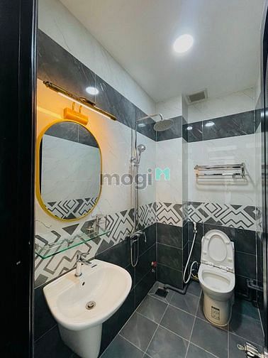 Hình ảnh CHDV Full Nội Thất Cao Cấp Mới 100% Ngay Ngã Tư Bảy Hiền