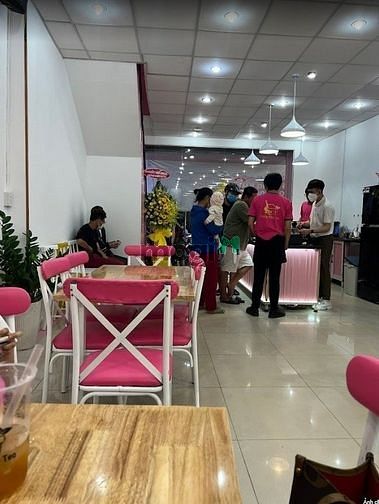 Hình ảnh 𝐒𝐈𝐄̂𝐔 𝐏𝐇𝐀̂̉𝐌 𝐊𝐈𝐍𝐇 𝐃𝐎𝐀𝐍𝐇 cafe,shop thời trang 168𝐌𝟐