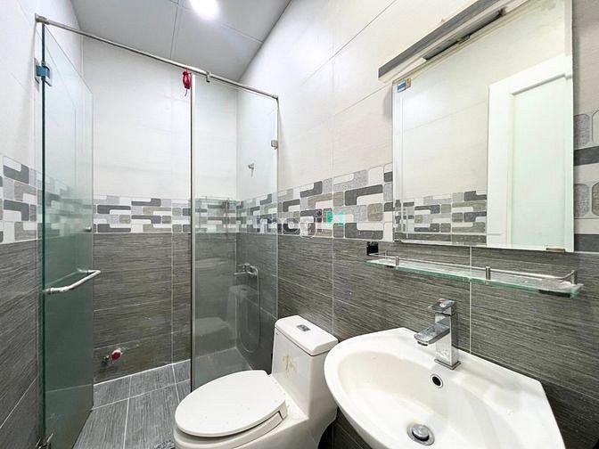 Hình ảnh Căn Hộ 2PN Full Nội Thất Máy Giặt Riêng Ban Công 70m2 Gần Sân Bay