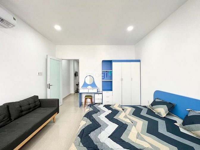 Hình ảnh Căn Hộ 2PN Full Nội Thất Máy Giặt Riêng Ban Công 70m2 Gần Sân Bay