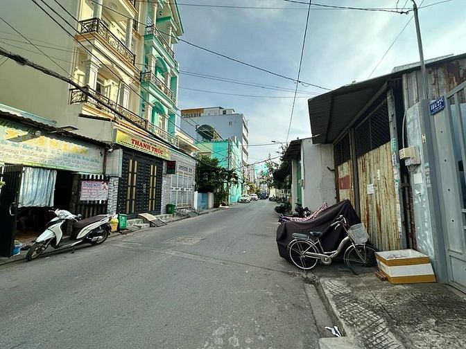 Hình ảnh Bán nhà hẻm ô tô chà bá Lê Đình Cẩn