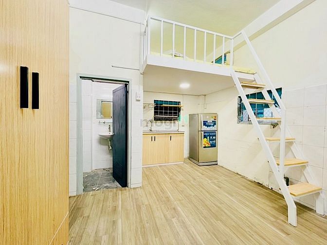 Hình ảnh Cho Thuê căn duplex ban công - full nội thất - Ngay bạch đằng