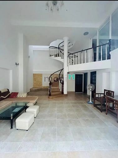Hình ảnh 👉 Cho thuê villa 4 phòng ngủ, full nội thất, p. Thảo Điền chỉ 45tr