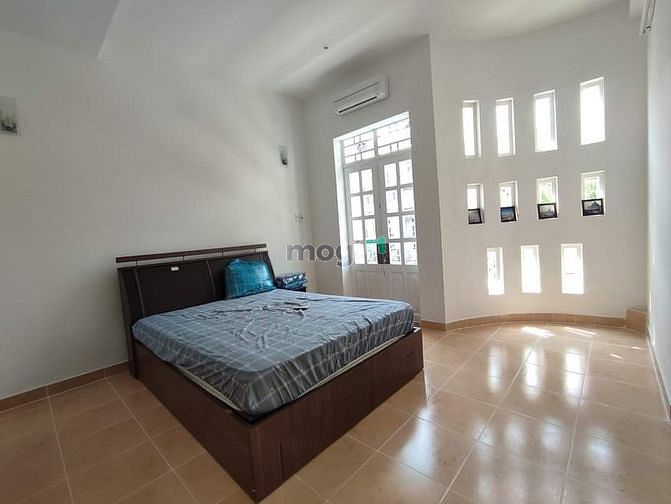 Hình ảnh 👉 Cho thuê villa 4 phòng ngủ, full nội thất, p. Thảo Điền chỉ 45tr