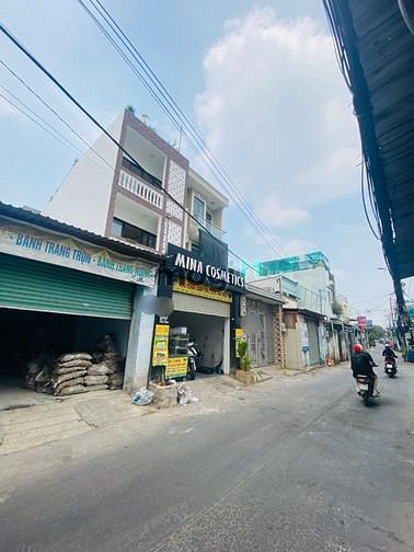 Hình ảnh Bán nhà hẻm xe hơi Lê Trọng Tấn KCN Tân Bình