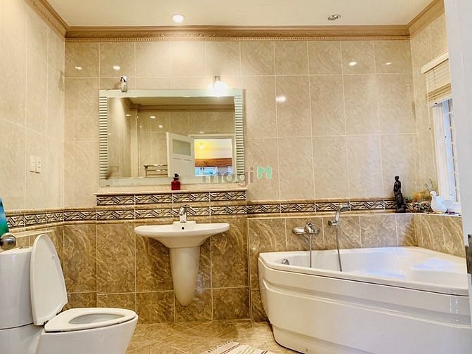 Hình ảnh 🏡Cho thuê giá tốt villa sân vườn full nội thất compound p.Thảo Điền