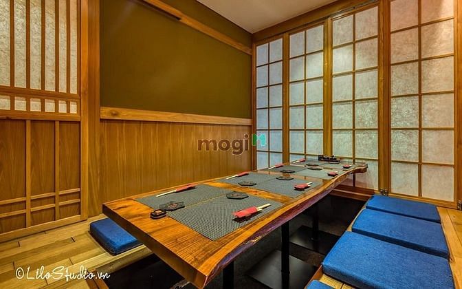 Hình ảnh Cho thuê Góc 9 Lê Thánh Tôn, Quận 1. 6 x17m. 150tr.