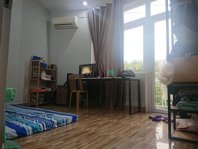 Hình ảnh Nhà mặt phố phân khúc nhỏ tiền cực hấp dẫn
