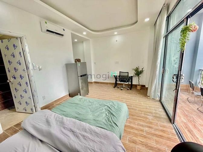 Hình ảnh Trống lại STUDIO cửa sổ BAN CÔNG lớn FULL NỘI THẤT