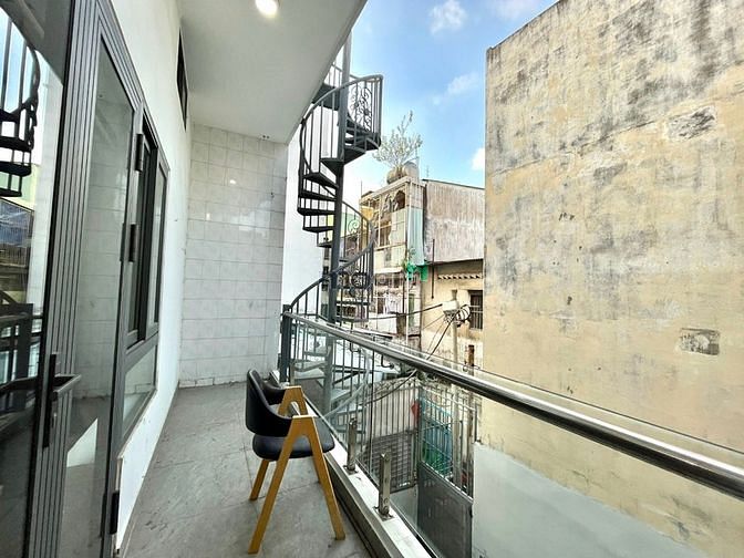 Hình ảnh Duplex Full Nội Thất Ban Công Máy Giặc Riêng Ngay Dưới Cầu Kênh Tẻ