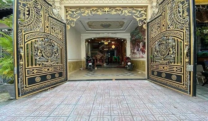 Hình ảnh Nhiều gỗ quý ôtô ngủ nhà 5x19m đường 8m tặng nội thất tiền tỷ, 14tỷ TL