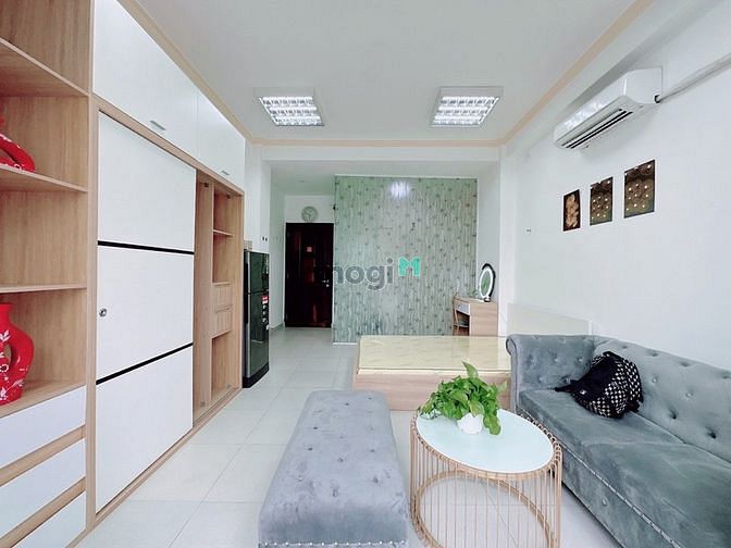 Hình ảnh Cho thuê căn studio tách bếp- Full nội thất- ban công- Ngay bạch đằng