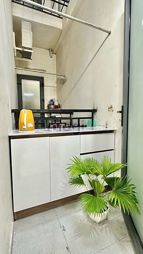 Hình ảnh ⚠️CHDV BAN CÔNG đường Hồng Hà gần sân bay Tân Sơn Nhất