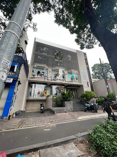 Hình ảnh Cho Thuê Nhà MT Đường Pasteur Q3 _ NGANG 15m