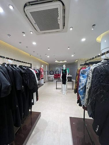 Hình ảnh Cho Thuê Nhà MT Đường Pasteur Q3 _ NGANG 15m