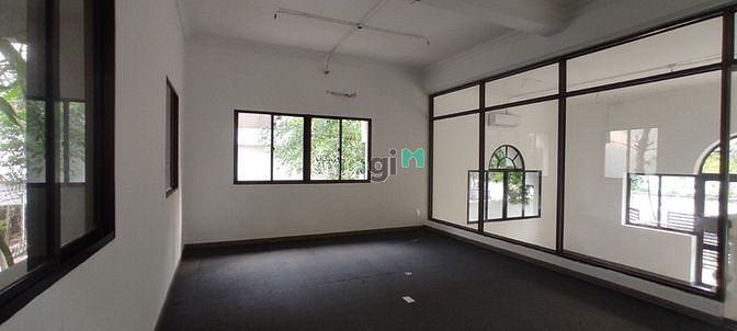 Hình ảnh 🌻🌻 Cho thuê Villa Thảo Đièn 4 pn nội thất cơ bản, chỉ 97tr
