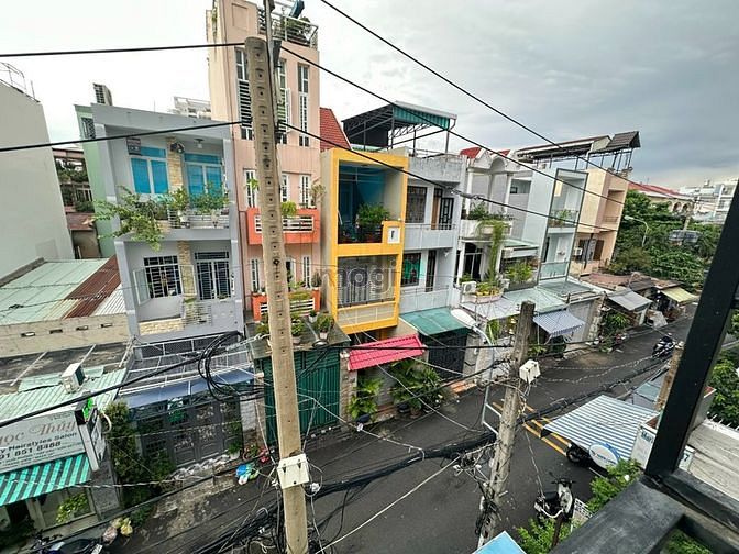 Hình ảnh Flashsale Studio Ban Công 32m2 Đ.Lê Thánh Tôn Quận 1_Kế Chợ Bến Thành