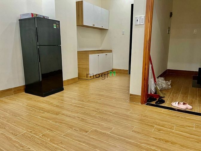 Hình ảnh Căn Hộ Ban Công Siêu Lớn View Chill Trên Mặt Đường Ăn Uống Tôn Đản