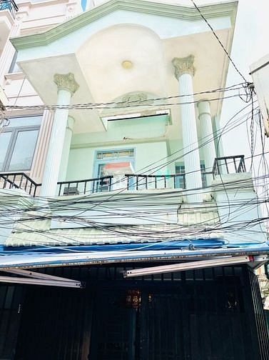 Hình ảnh Bán gấp nhà! Dương Bá Trạc DTSD 100m2, hxh, 2PN, 3WC, 4tỷ8