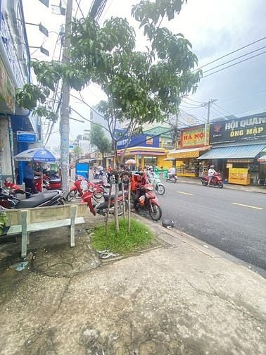 Hình ảnh Bán nhà mặt tiền đường Thạch Lam Tân Phú