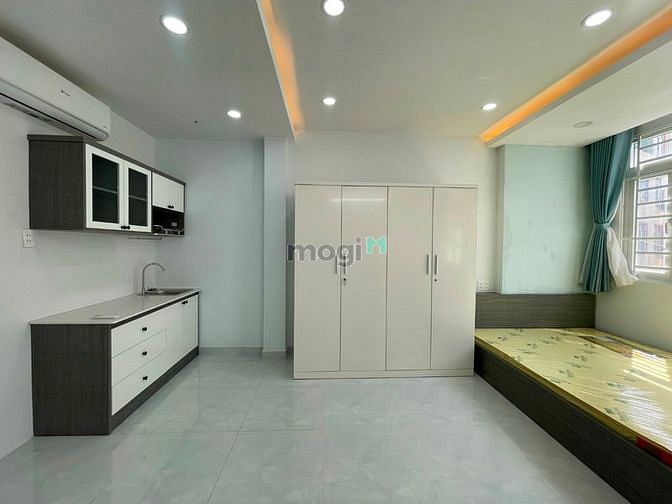 Hình ảnh Studio ban công full nội thất, ngay bờ kè Hoàng Sa Quận 1