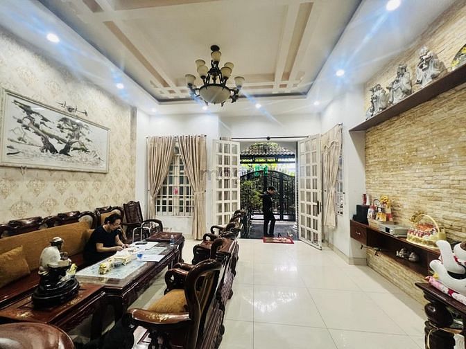 Hình ảnh Biệt thự khu Tên Lửa 250m2 7.6x33, 2 mặt HXH thông SHR HC, 20.5 tỷ TL