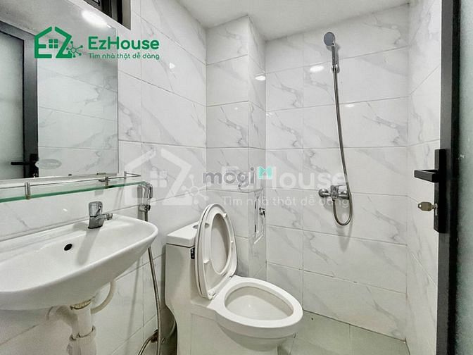 Hình ảnh Cho Thuê phòng có gác ban công giá rẻ