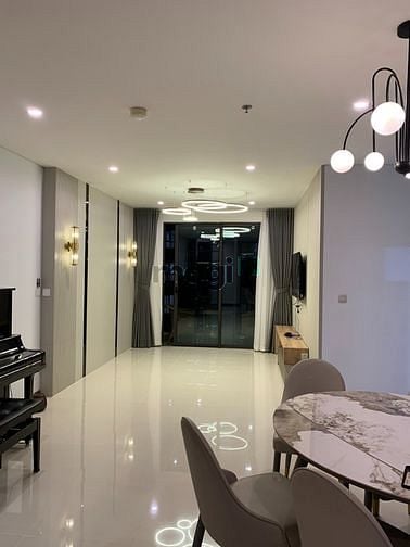 Hình ảnh Cho thuê CH Screc Tower 120m2, 3PN, căn góc, full NT. Giá Thật: 13 tr
