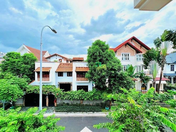 Hình ảnh Cho Thuê Biệt Thự Thảo Điền Quận 2 khu compound Giá rẻ chỉ 65tr/ th
