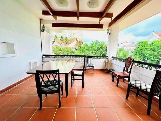 Hình ảnh Cho Thuê Biệt Thự Thảo Điền Quận 2 khu compound Giá rẻ chỉ 65tr/ th