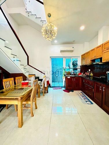 Hình ảnh Cho Thuê Nhà Phố Khang Điền Quận 9- Khu Compound an ninh chỉ 13tr/th