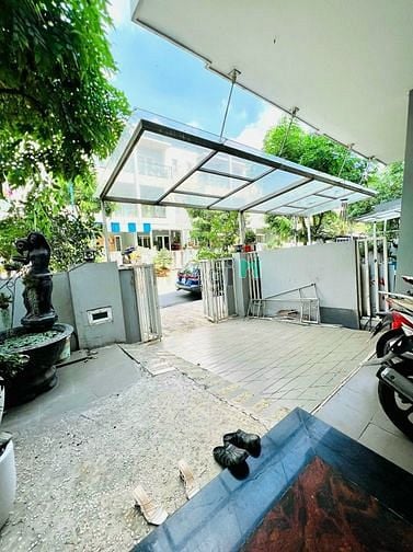 Hình ảnh Cho Thuê Nhà Phố Khang Điền Quận 9- Khu Compound an ninh chỉ 13tr/th