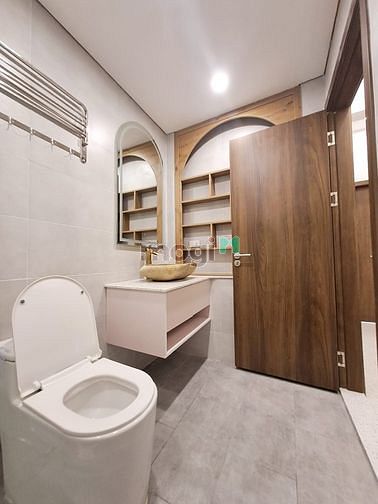 Hình ảnh Ngay sát mặt phố Láng 50x8 Tầng thiết kế đặc sắc, thang máy 9.95 Tỷ