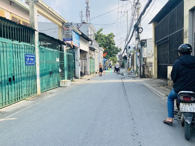 Hình ảnh Bán nhà 55m2 - ngay Phạm Văn Đồng - Thủ Đức Chỉ 4 tỷ 1