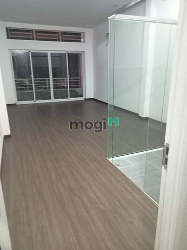 Hình ảnh Cho Thuê Nhà MT Cao Thắng Q10_ Vị trí đẹp
