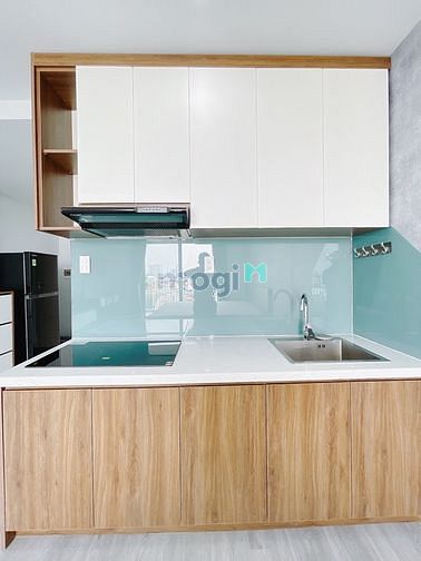 Hình ảnh CHDV full nội thất mới 2 máy lạnh cửa sổ thoáng mát ngay sát sân bay
