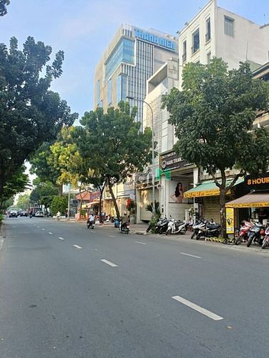Hình ảnh Cho Thuê Nhà MT Nguyễn Đình Chiểu Q3_ NGANG 8m