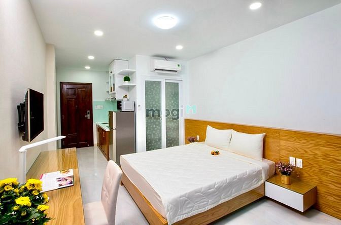 Hình ảnh Studio ban công, full nội thất, thiết kế hiện đại. Trung tâm Quận 1
