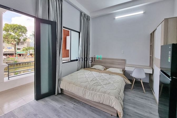 Hình ảnh Cho Thuê Căn Hộ Studio Ban Công Ngay Chợ Phạm Văn Hai Quận Tân Bình