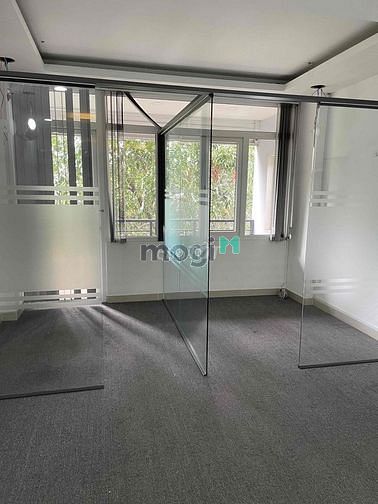 Hình ảnh Cho Thuê Nhà MT Đường Phạm Ngọc Thạnh Q3_ Vị trí đẹp