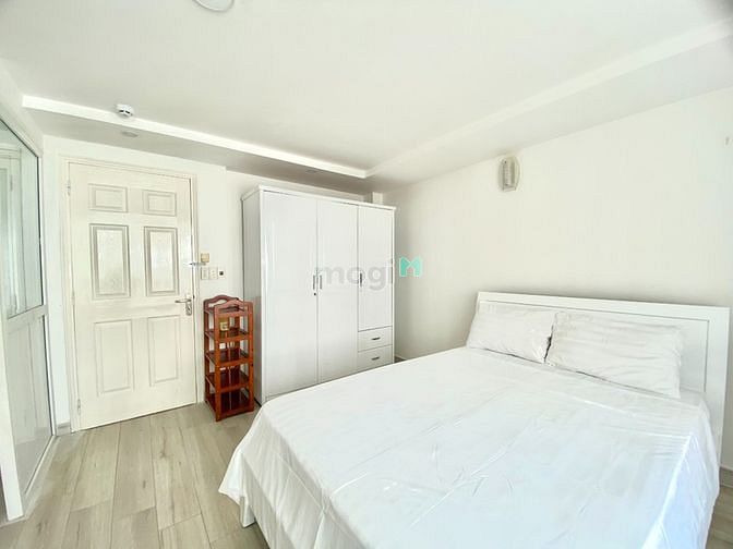 Hình ảnh Cho thuê CĂN HỘ DỊCH VỤ MỚI, đủ nội thất ngay trung tâm SG