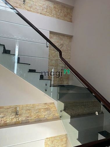 Hình ảnh Bán biệt thự view sông Quận 2, Hầm trệt 2L 5pn 💥 Giá TLcc