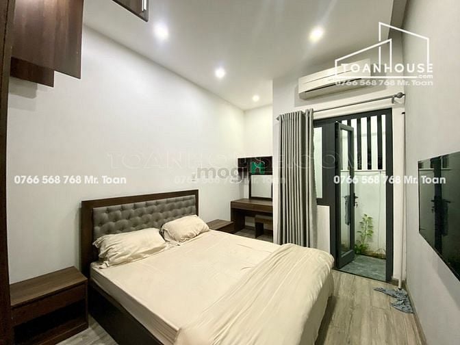 Hình ảnh Cho thuê nhà sân vườn nhỏ 2 phòng ngủ khu Khuê Mỹ