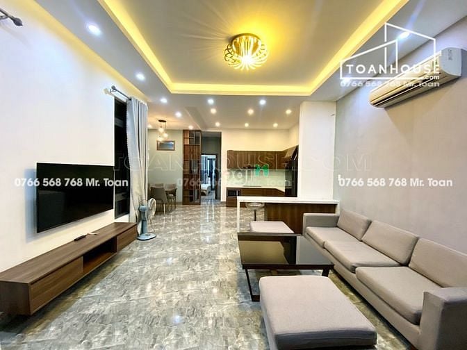 Hình ảnh Cho thuê nhà sân vườn nhỏ 2 phòng ngủ khu Khuê Mỹ