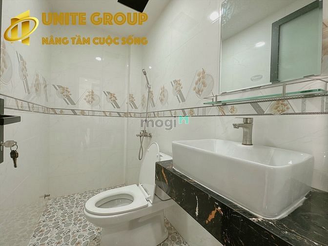 Hình ảnh Mb6623 nạp rút nhanh chóng dịch vụ Full nội thất, Bancon Quận 10, gần Đh Kinh tế TPHCM