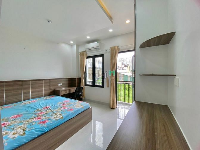 Hình ảnh BAN CÔNG FULL NỘI THẤT - ngay Đầm Sen