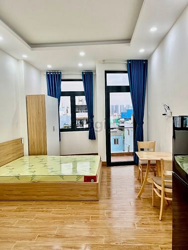 Hình ảnh Studio full nội thất, ban công siêu rộng. Gần chợ 200, ĐH Luật, NTT Q4