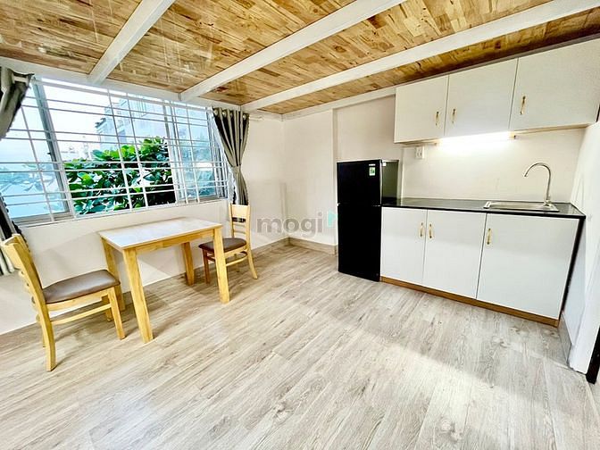 Hình ảnh Duplex cửa sổ giá rẻ gần đh văn lang