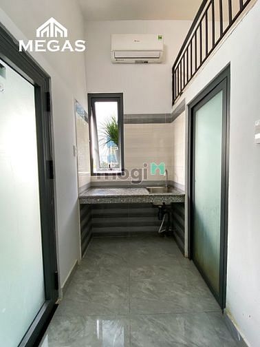 Hình ảnh Duplex có cửa sổ hướng mặt tiền Huỳnh Tấn Phát